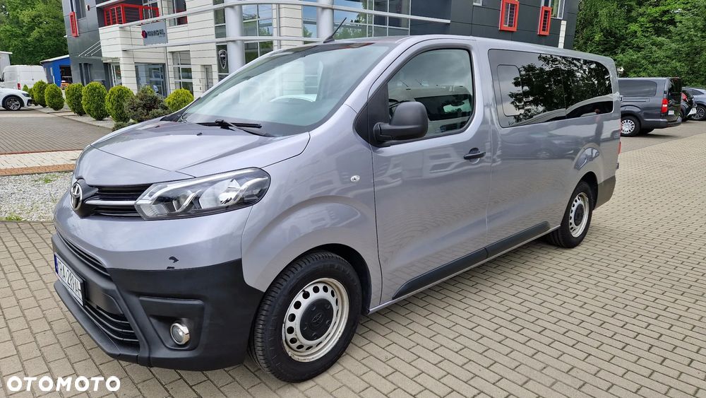 Toyota ProAce Kombi 2.0 D-4D Long 2,8t - 1