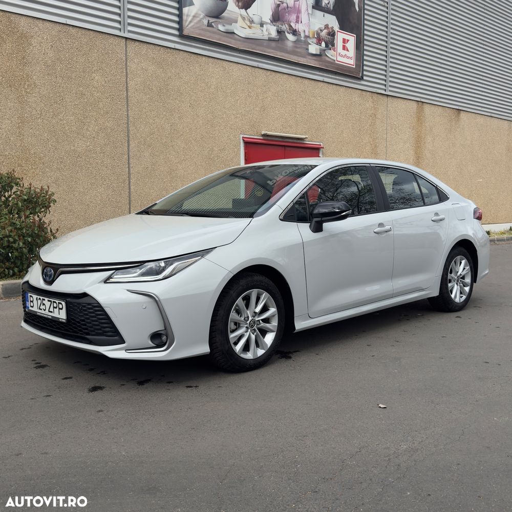 Toyota Corolla 1.8 HSD Business - 1