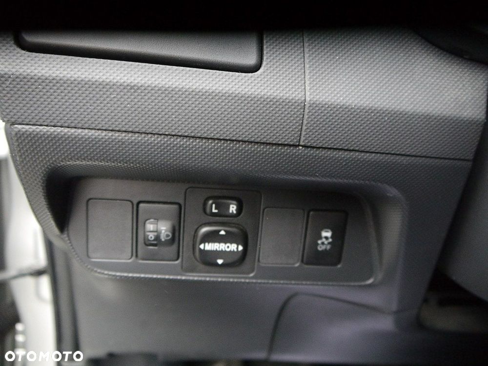 Toyota Auris 1.6 Valvematic Edition - 25