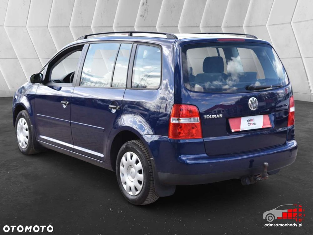 Volkswagen Touran - 8