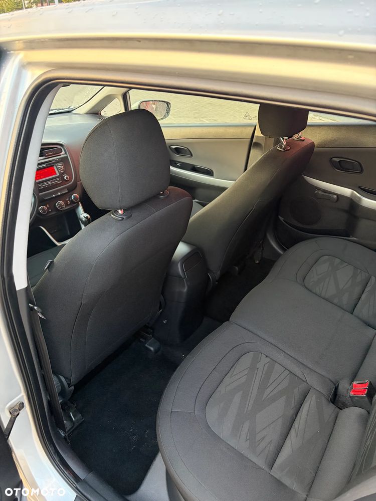 Kia Ceed - 30