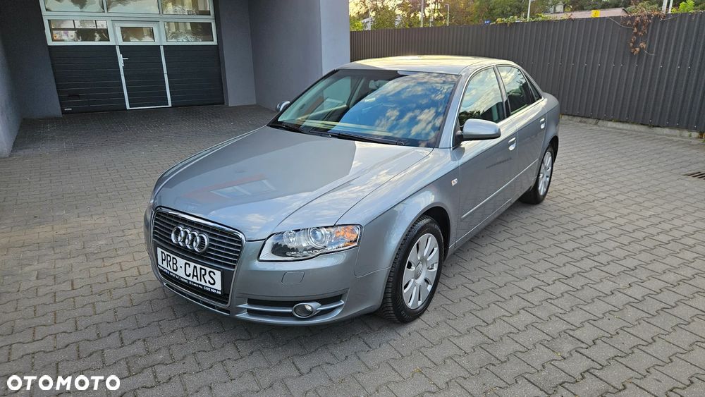Audi A4 Limousine - 2