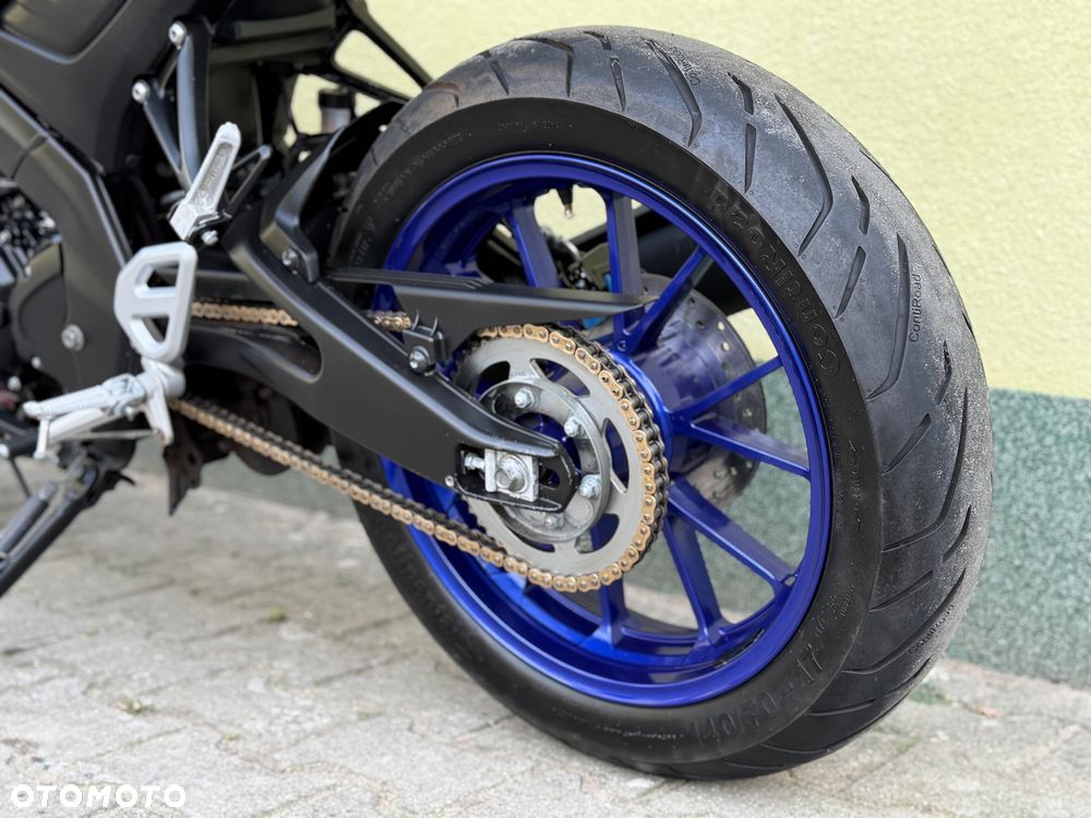 Yamaha MT - 22