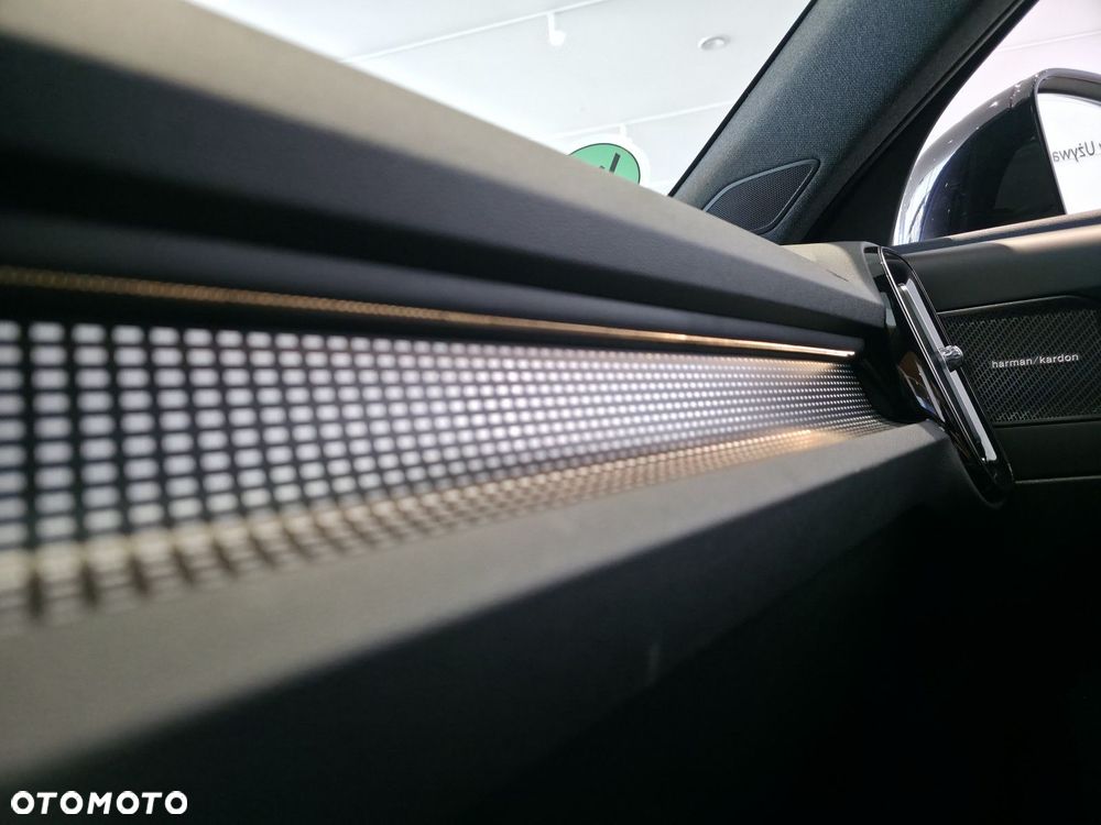 Volvo XC 40 - 12