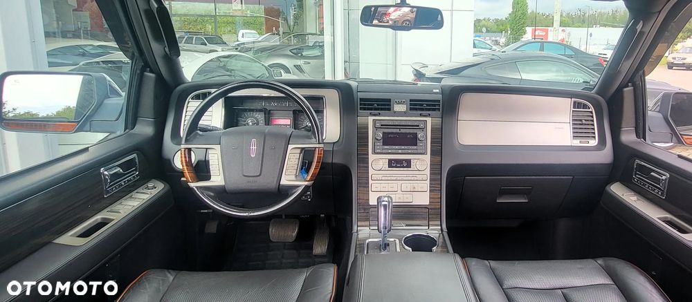 Lincoln Navigator 5.4 4WD Luxury - 21