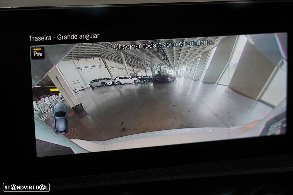 Mercedes-Benz A 180 d AMG Line - 15