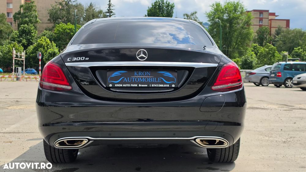 Mercedes-Benz C 300 e 9G-TRONIC Avantgarde - 23