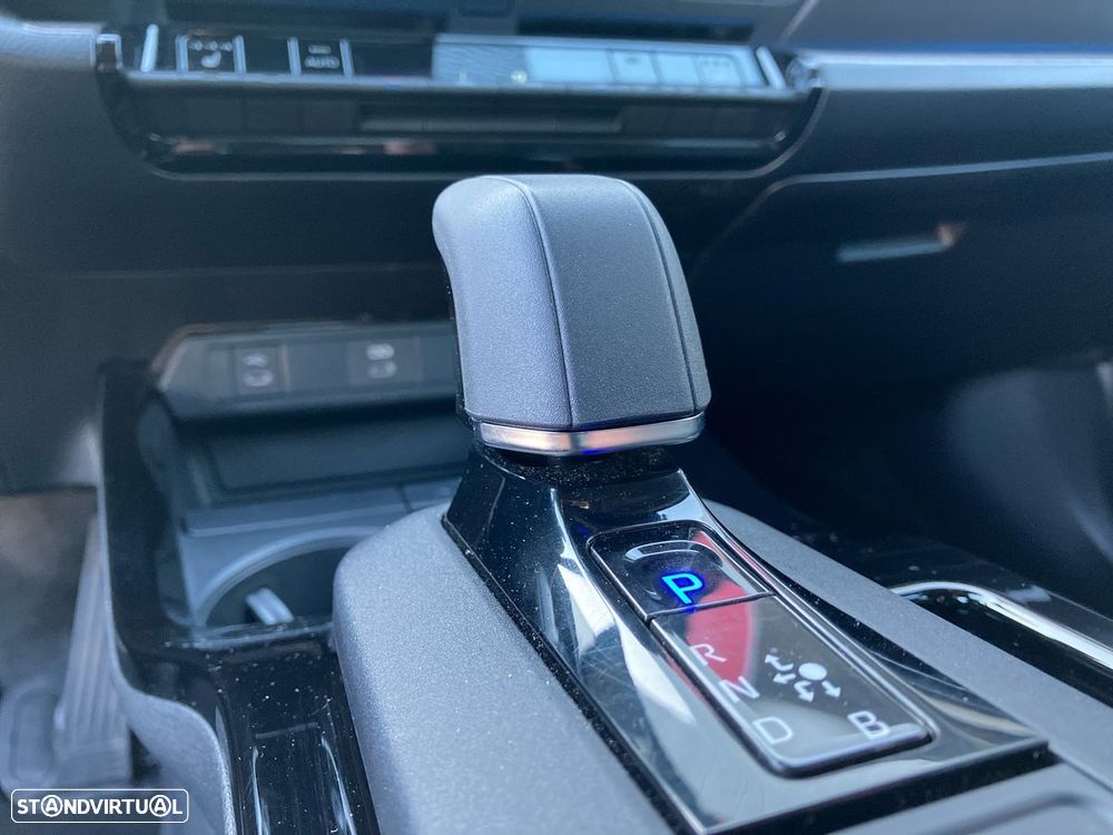 Toyota Prius - 33