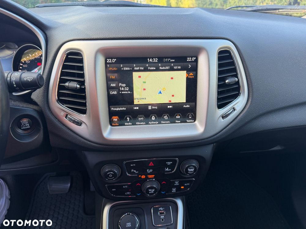 Jeep Compass - 34