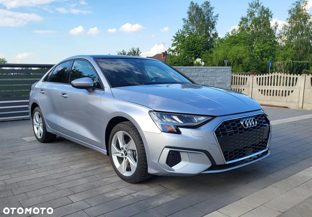 Audi A3 Limousine 40 TFSI quattro S tronic advanced - 1