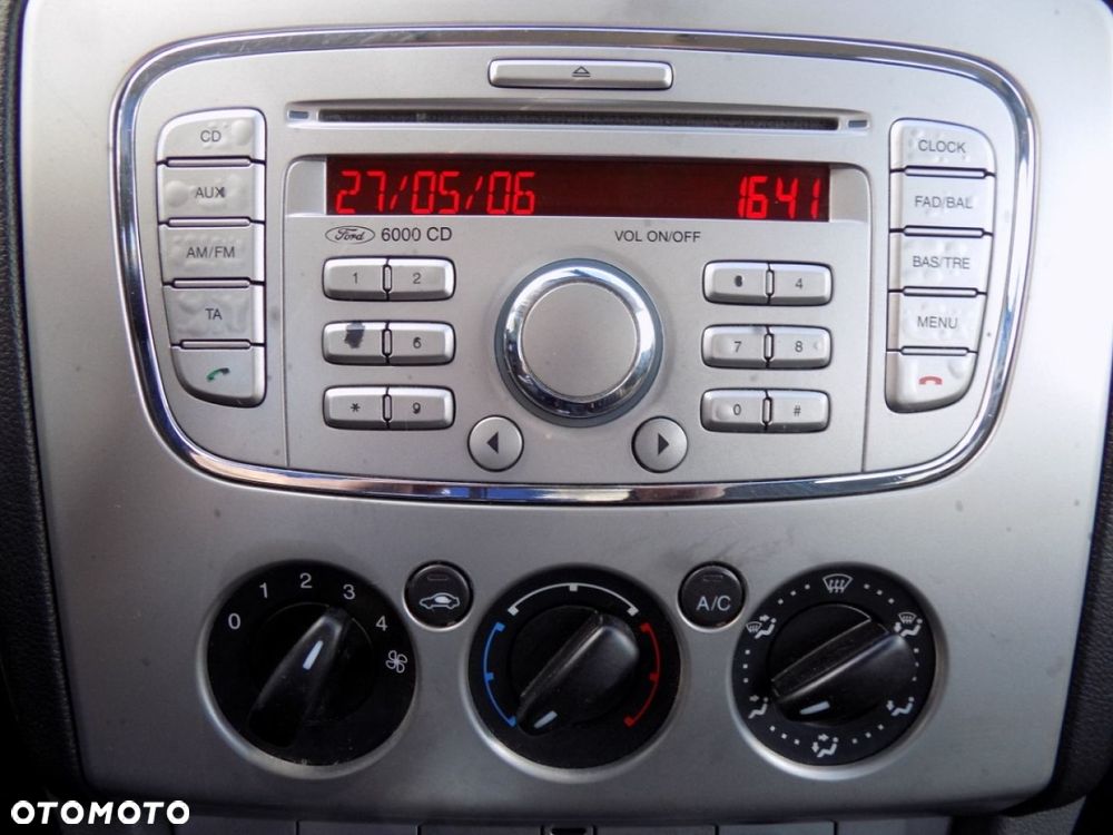 Ford Focus - 10