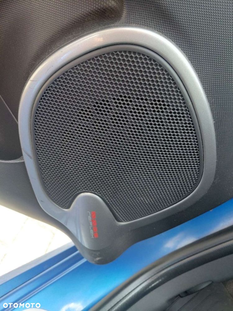 Renault Clio - 11