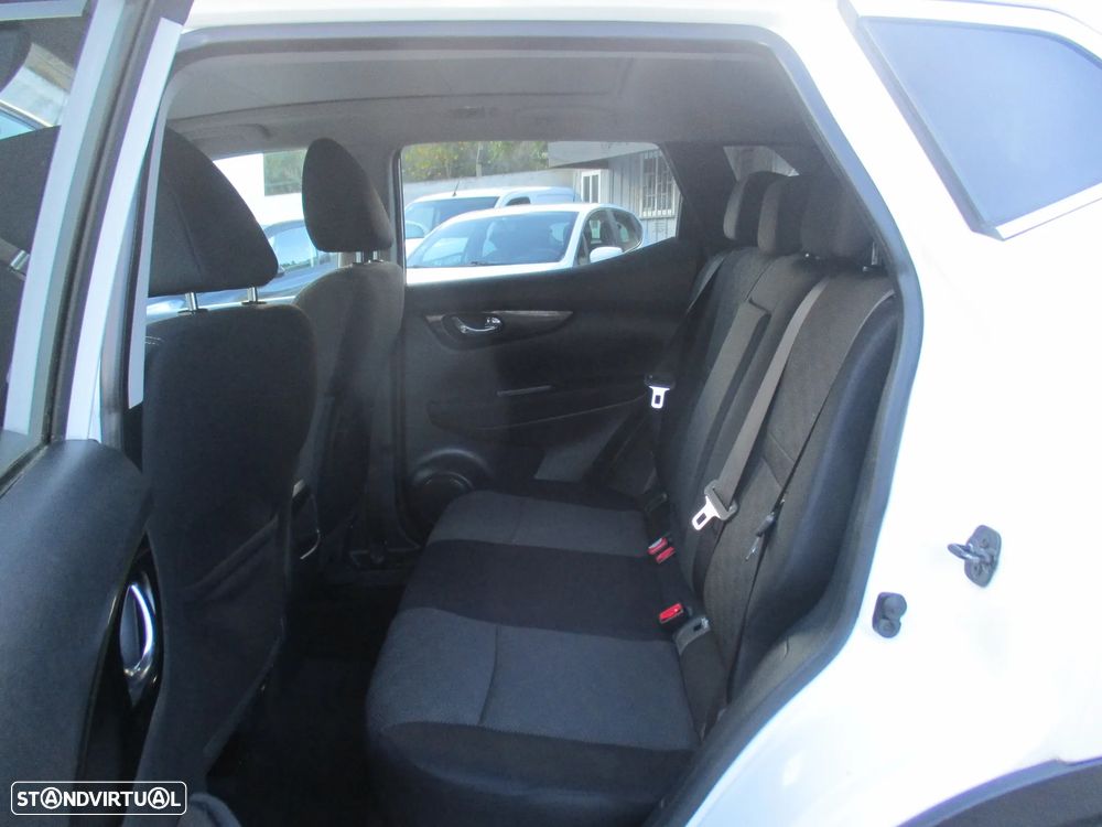 Nissan Qashqai - 24