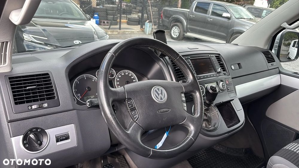 Volkswagen Multivan L1 United - 13