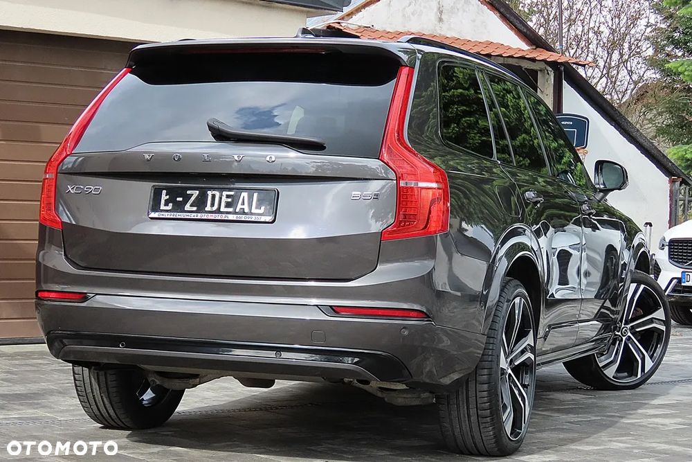 Volvo XC 90 B5 D AWD Ultimate Dark - 11