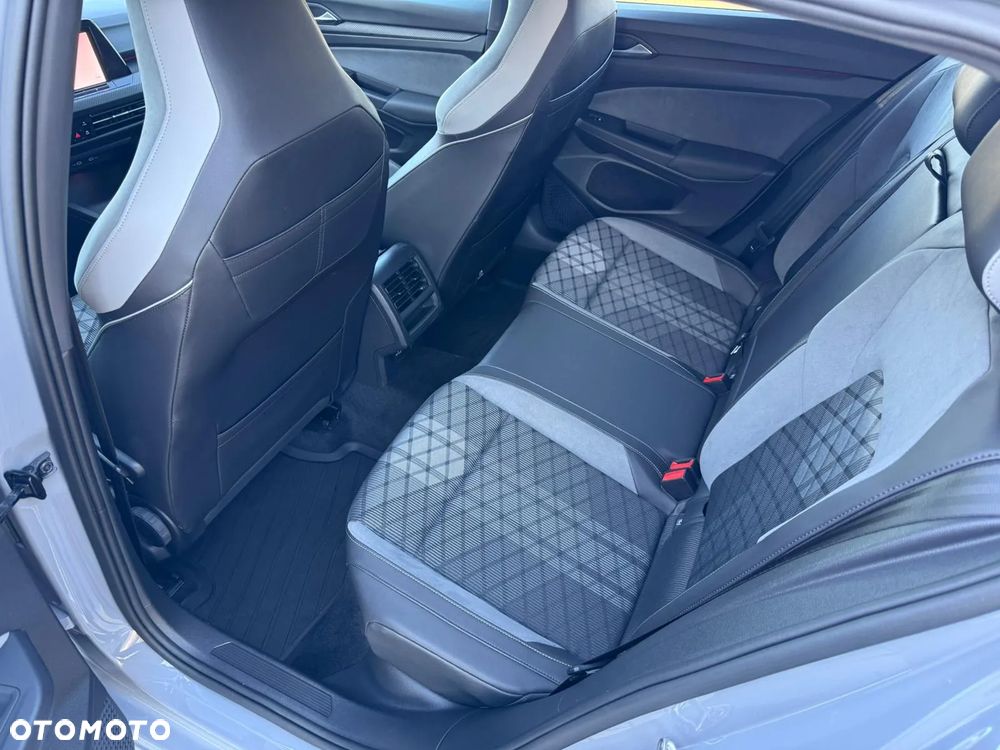 Volkswagen Golf VII 1.5 TSI BMT Evo Highline DSG - 11