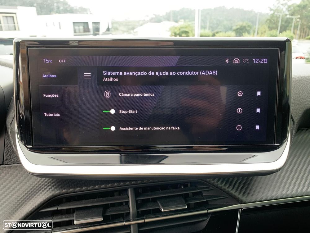 Peugeot 2008 1.5 BlueHDi Allure EAT8 - 28