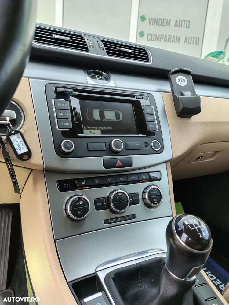 Volkswagen Passat CC 2.0 TDI BlueMotion Technology - 8