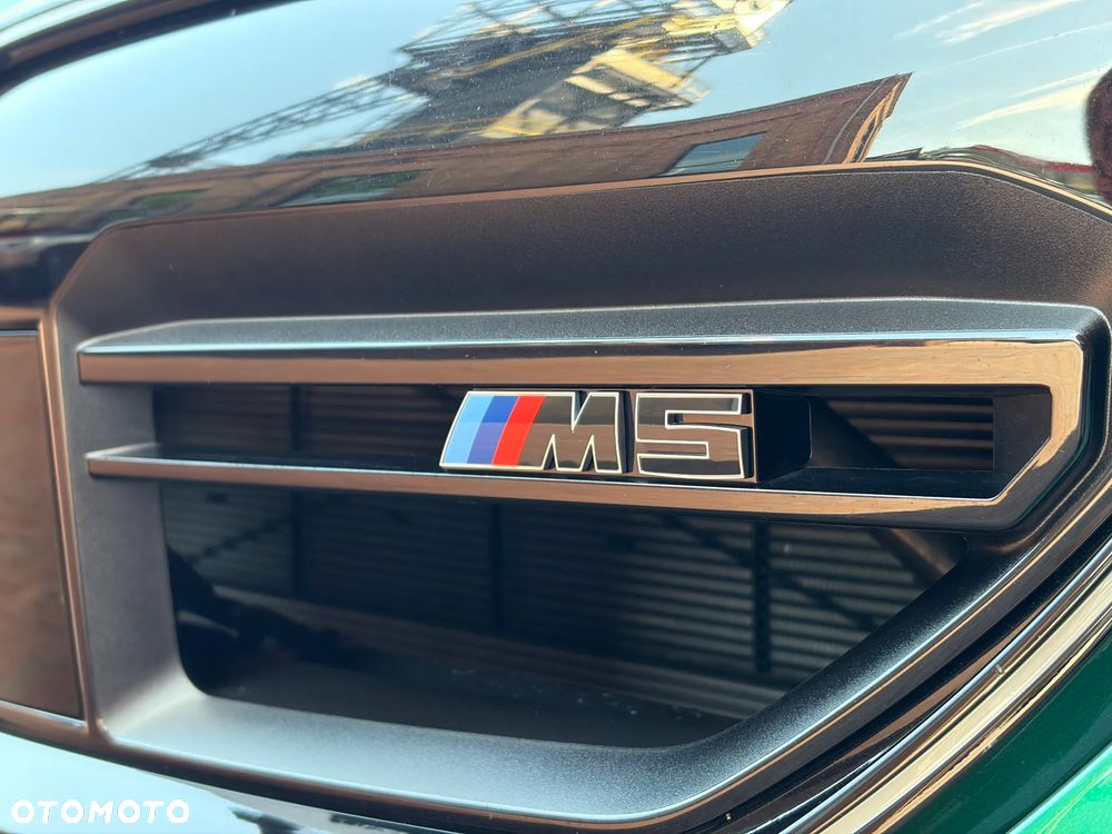 BMW M5 xDrive - 15