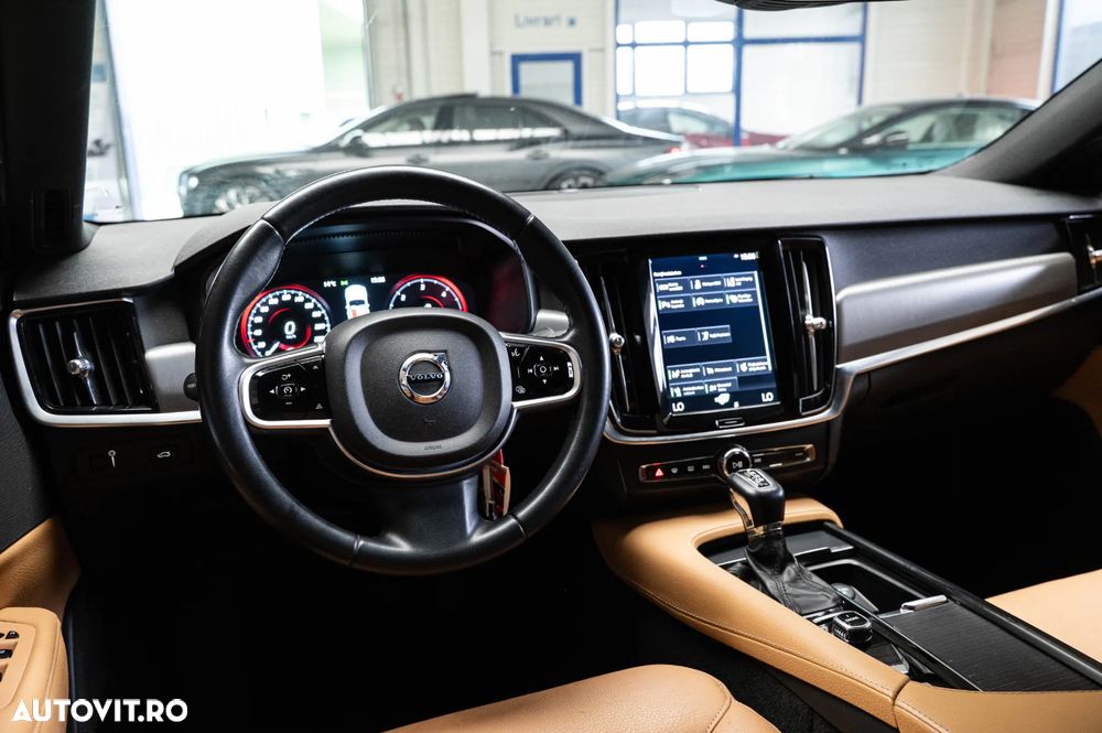 Volvo S90 D4 Geartronic Momentum - 25