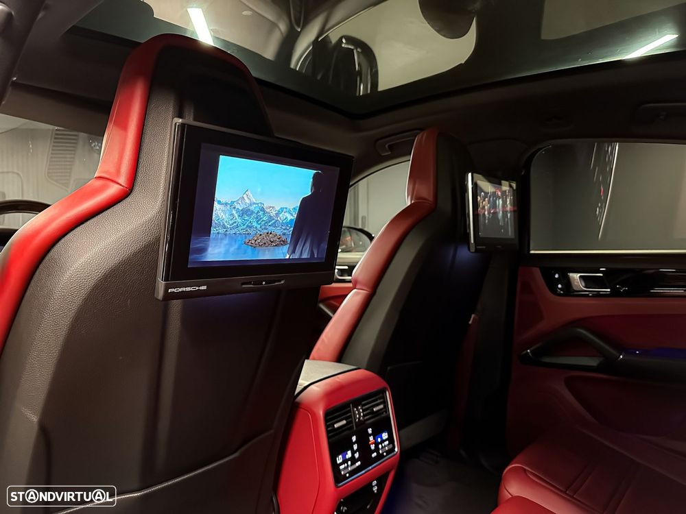 Porsche Cayenne Coupé E-Hybrid Platinum Edition - 16