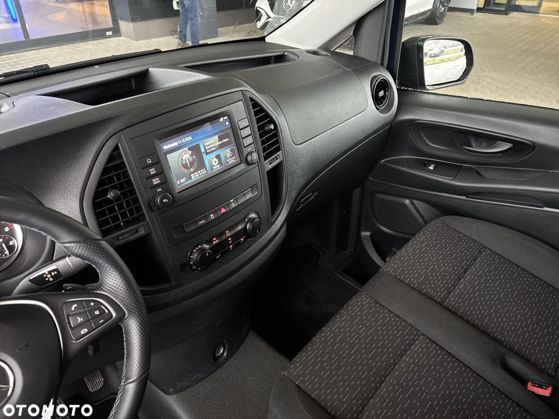 Mercedes-Benz Vito - 11
