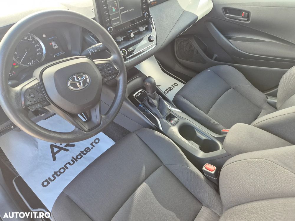 Toyota Corolla 1.8 HSD Active - 9