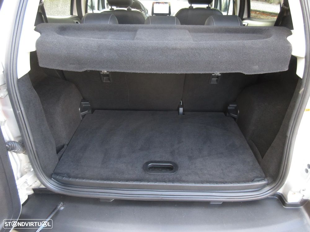 Ford EcoSport - 31