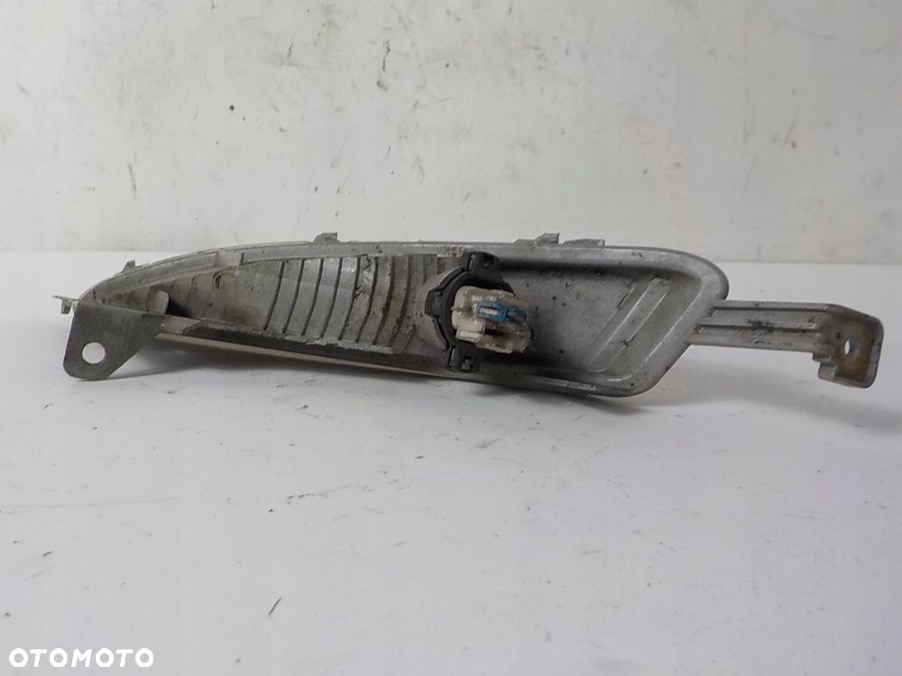 OPEL ASTRA J LIFT KIERUNKOWSKAZ PRAWY PRZÓD PRZEDNI 13367143 - 4