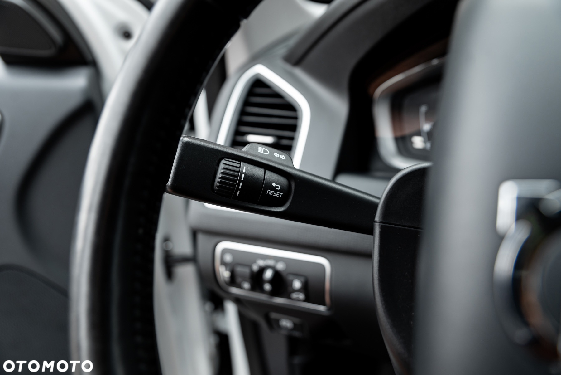 Volvo XC 60 D5 AWD Summum - 29