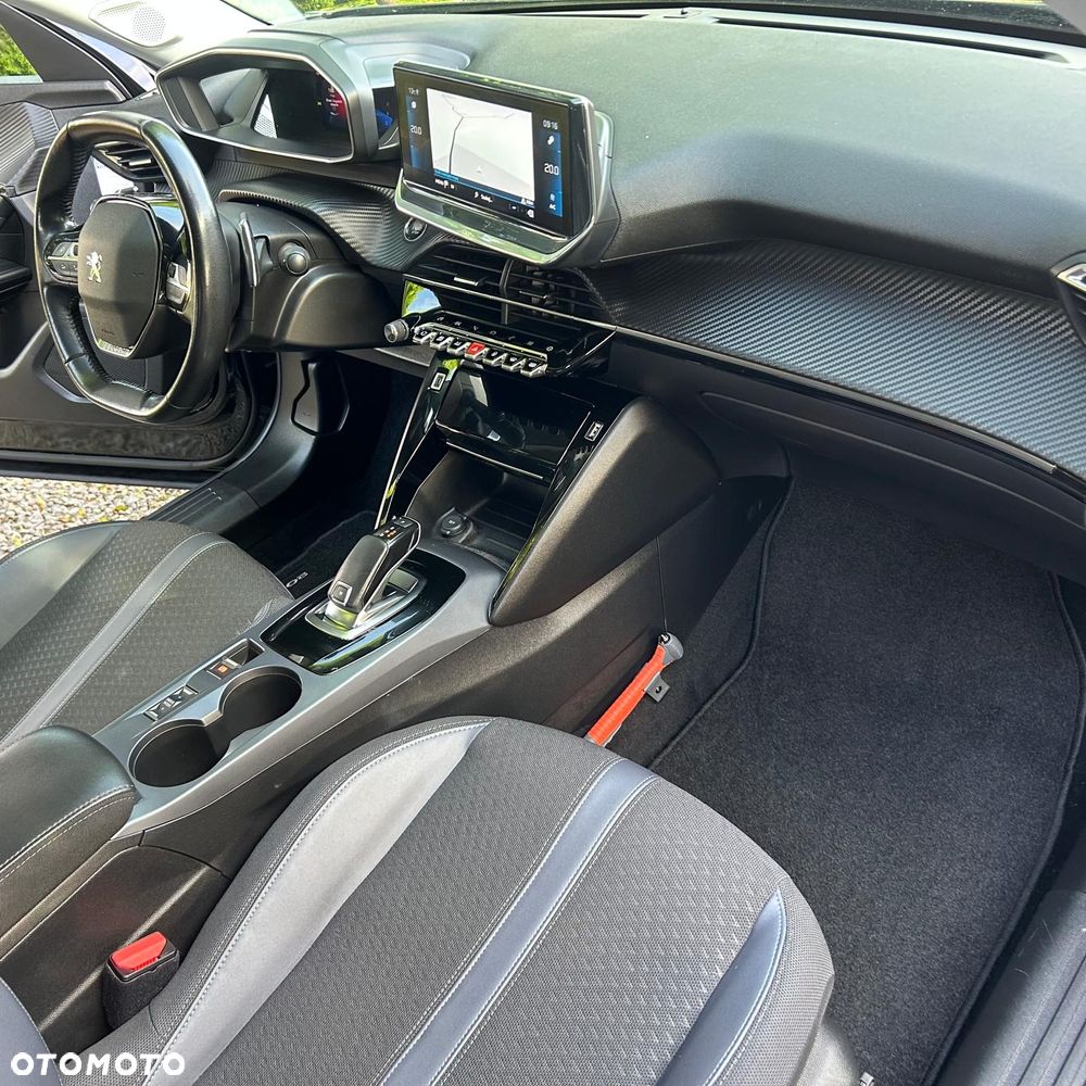 Peugeot 2008 1.5 BlueHDi Allure Pack S&S EAT8 - 25