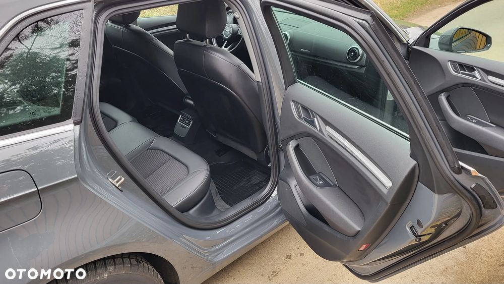 Audi A3 Sportback - 17