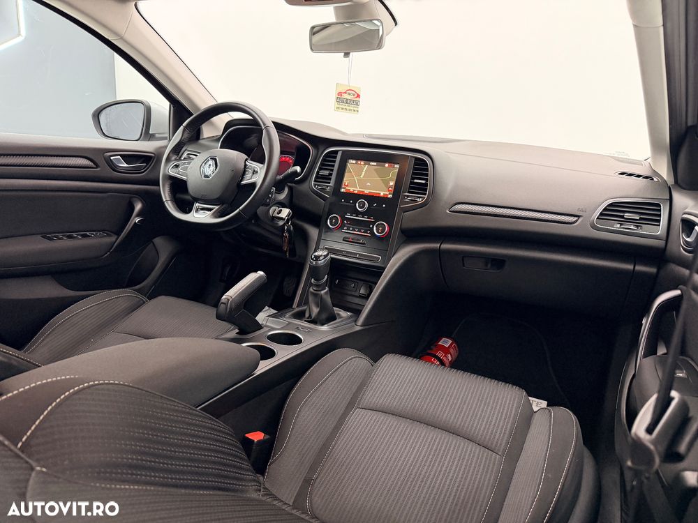 Renault Megane BLUE dCi Limited - 18