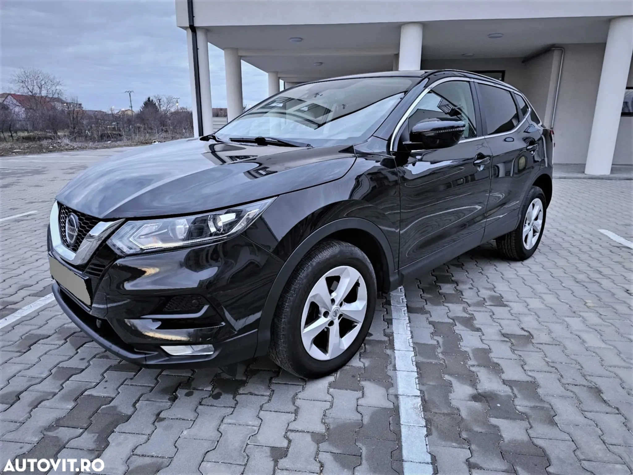 Nissan Qashqai - 2