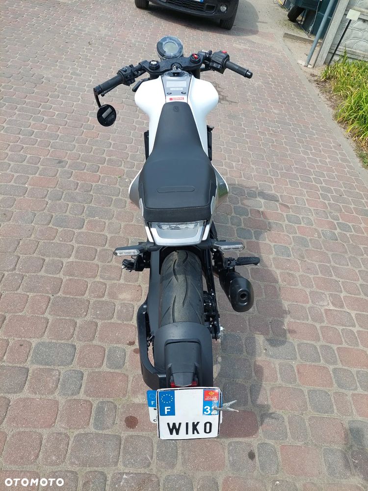 Husqvarna Vitpilen - 4