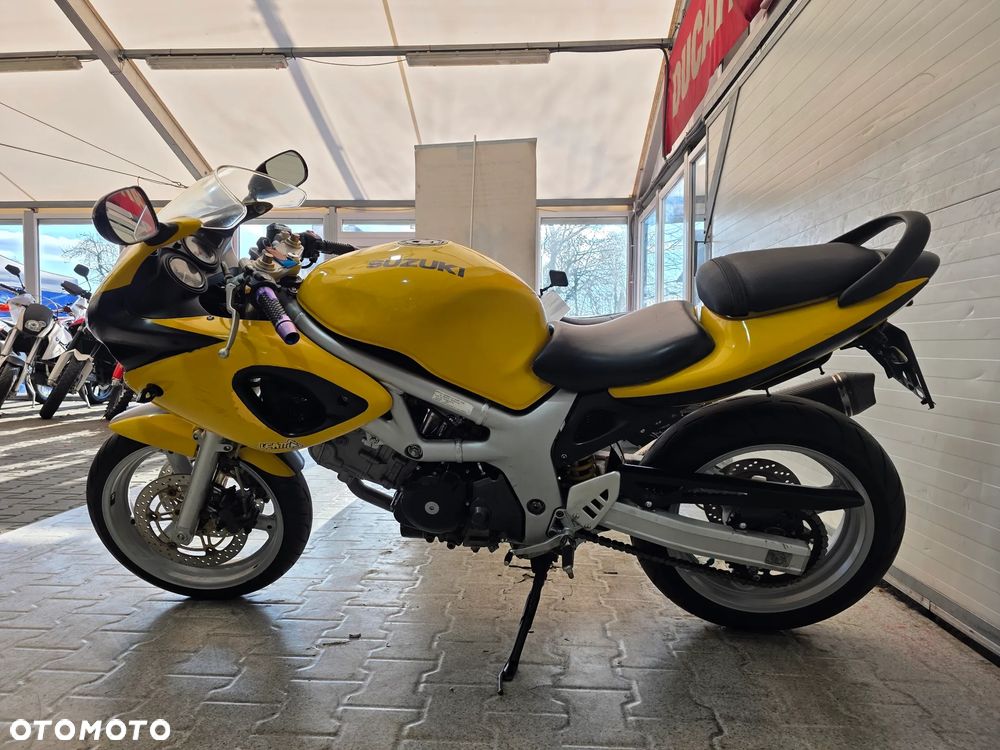 Suzuki SV - 8