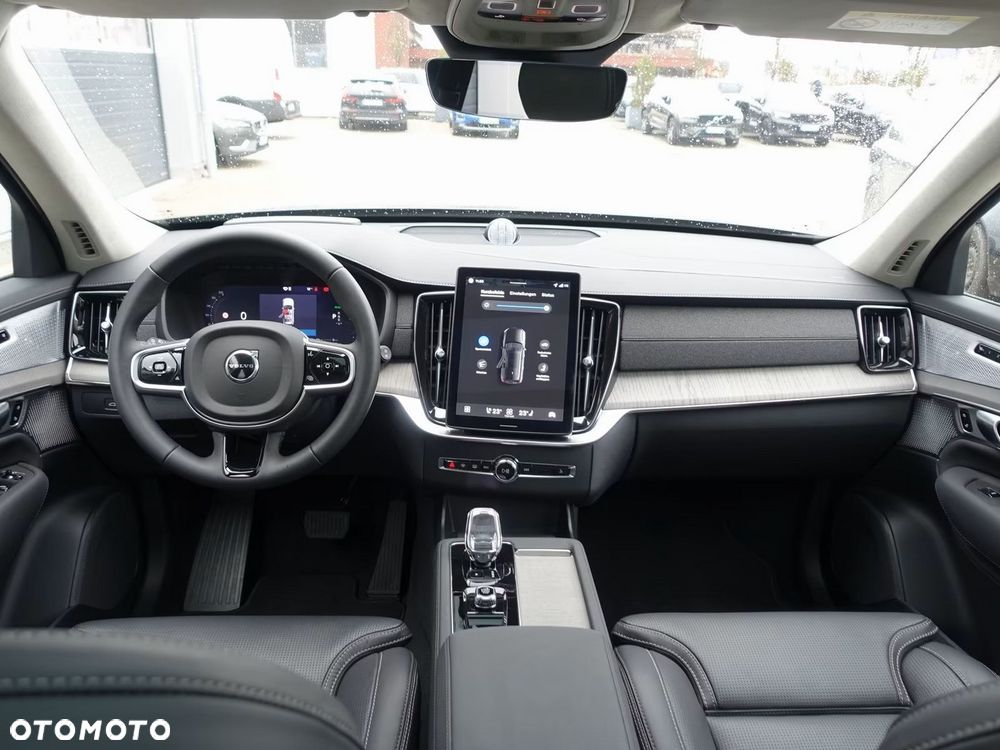 Volvo XC 90 T8 AWD Ultra Dark - 18