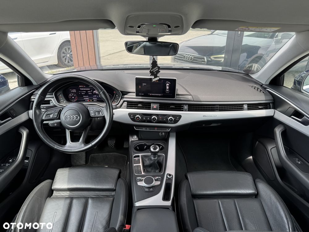 Audi A4 Limousine - 16