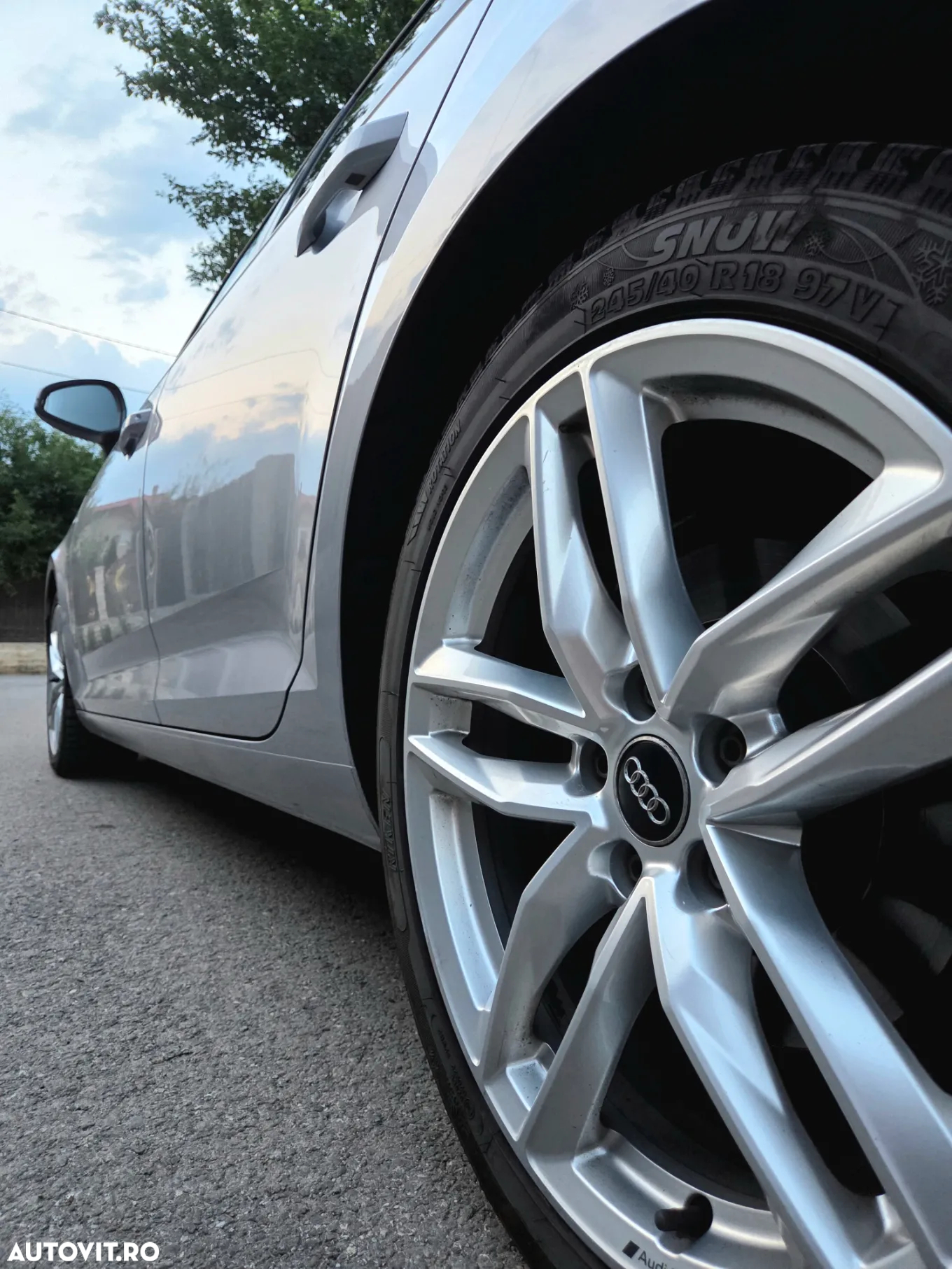 Audi A4 - 4