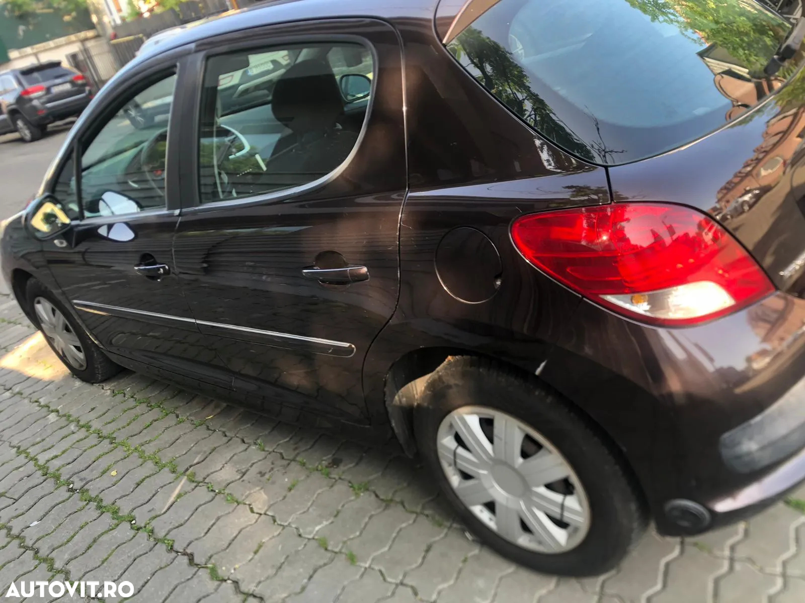 Peugeot 207 1.4 E Active - 11