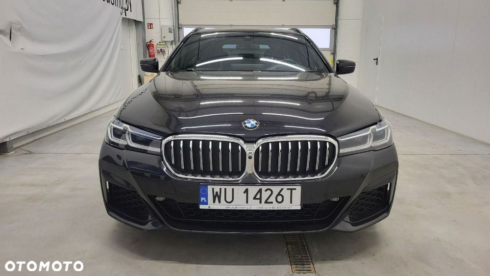 BMW Seria 5 520i mHEV M Sport sport - 2