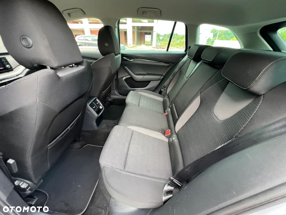 Skoda Octavia 1.5 TSI e-Tec Ambition DSG - 24