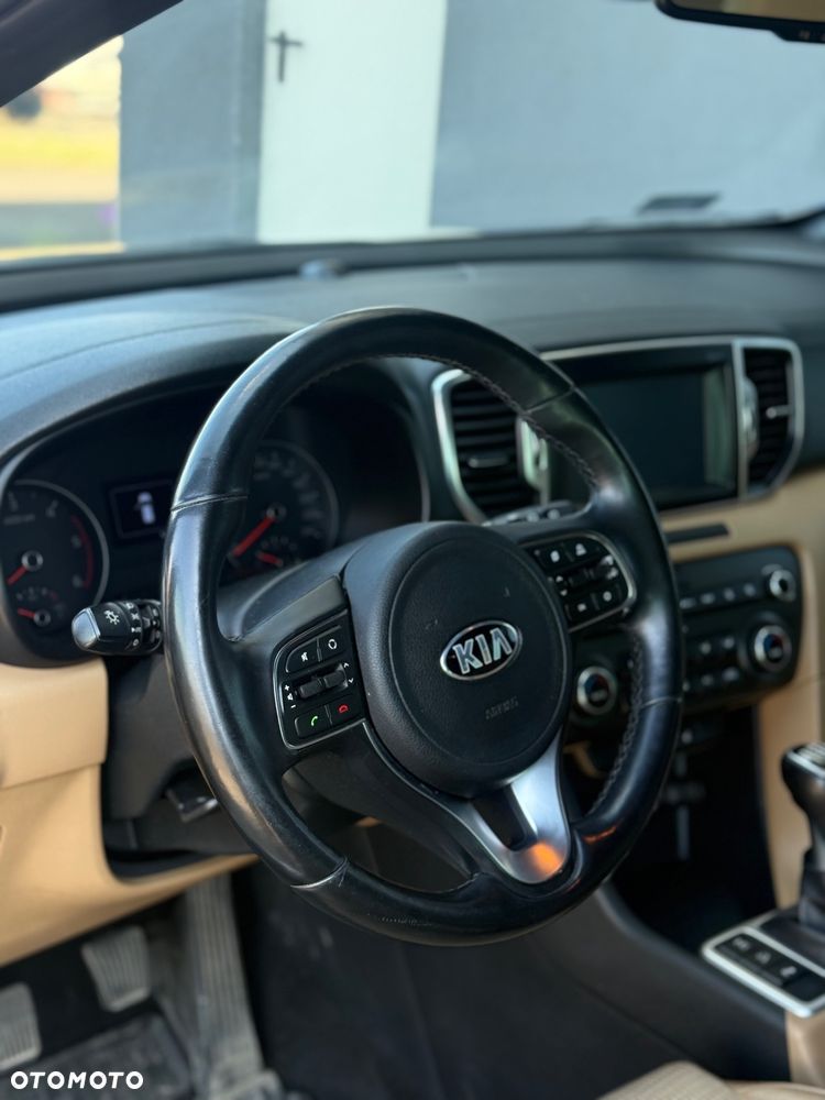 Kia Sportage 2.0 CRDI 4WD Automatik Fifa World Cup Edition - 20