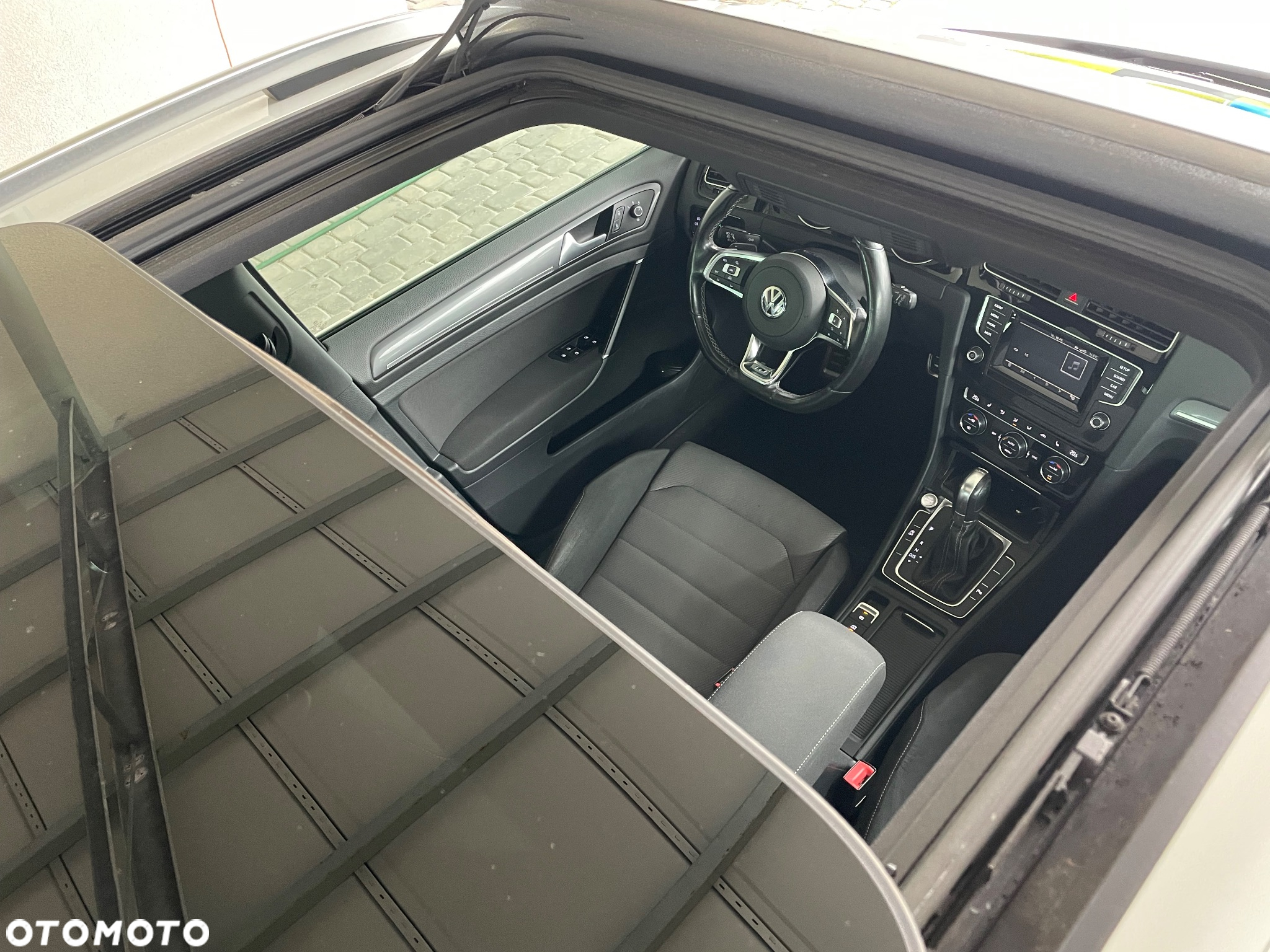 Volkswagen Golf - 26