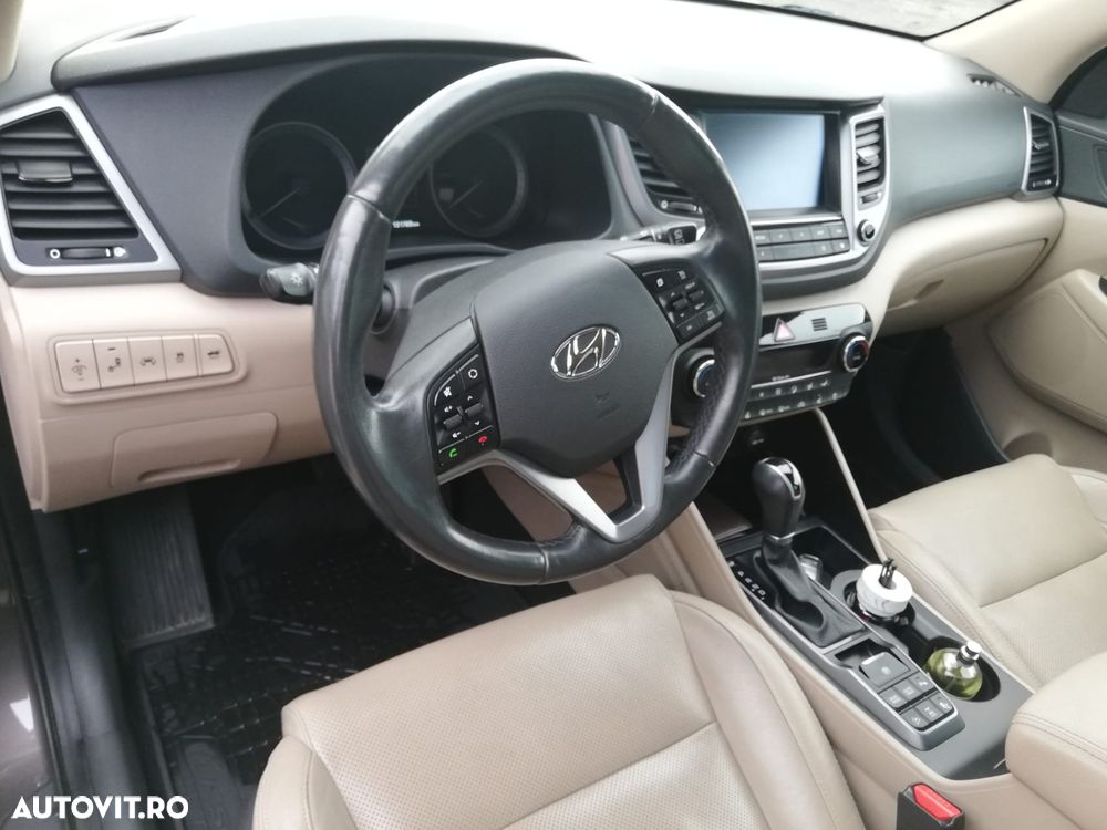 Hyundai Tucson 1.6 T-GDi 4WD 7DCT Luxury Pack+ - 11