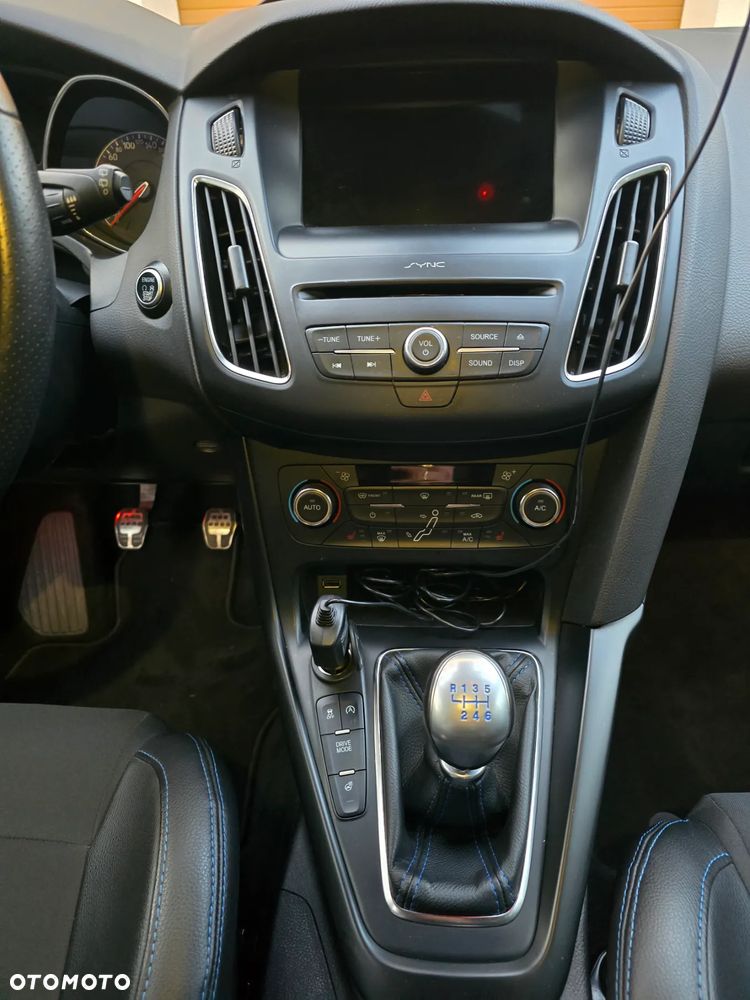 Ford Focus 2.3 EcoBoost RS - 23
