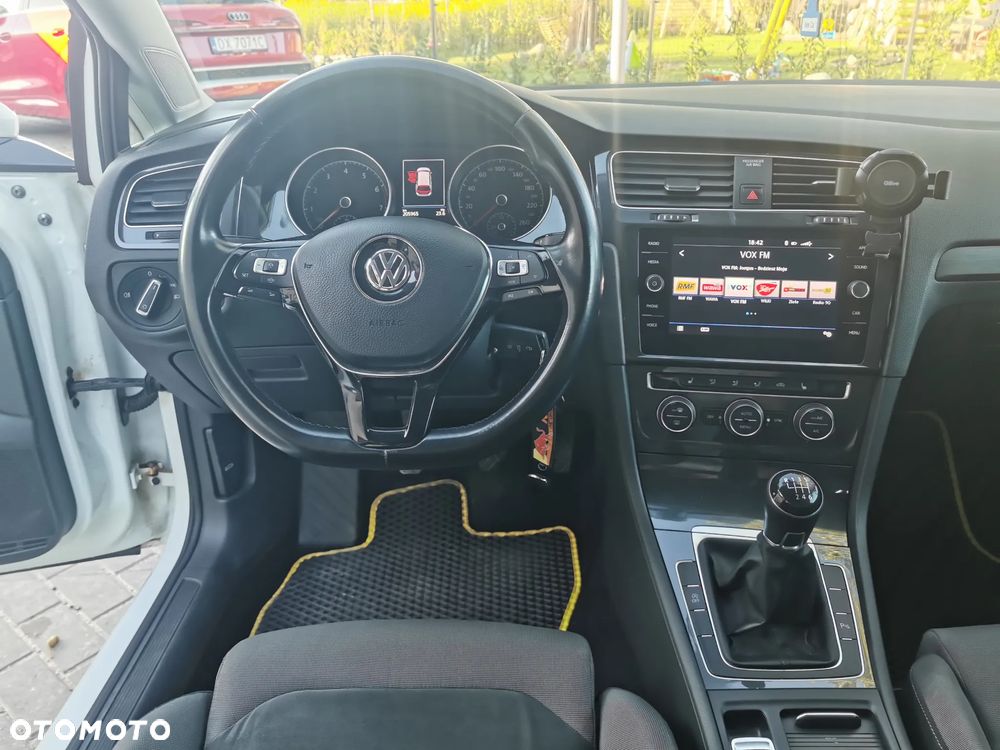 Volkswagen Golf Variant 1.5 TSI BMT Evo Comfortline - 17