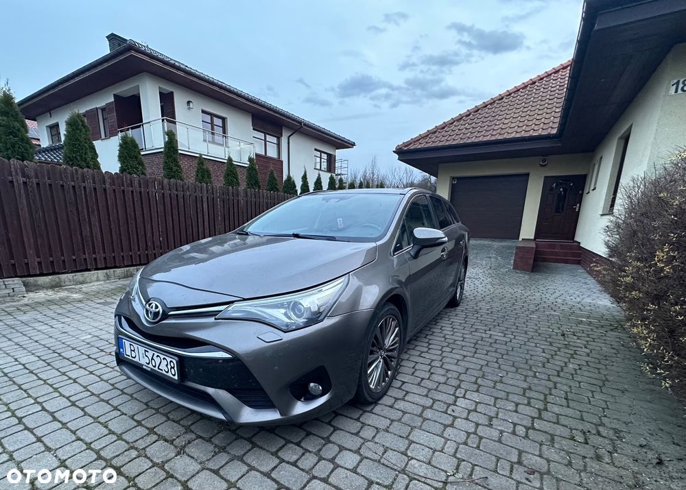 Toyota Avensis 2.0 D-4D Active Business - 1