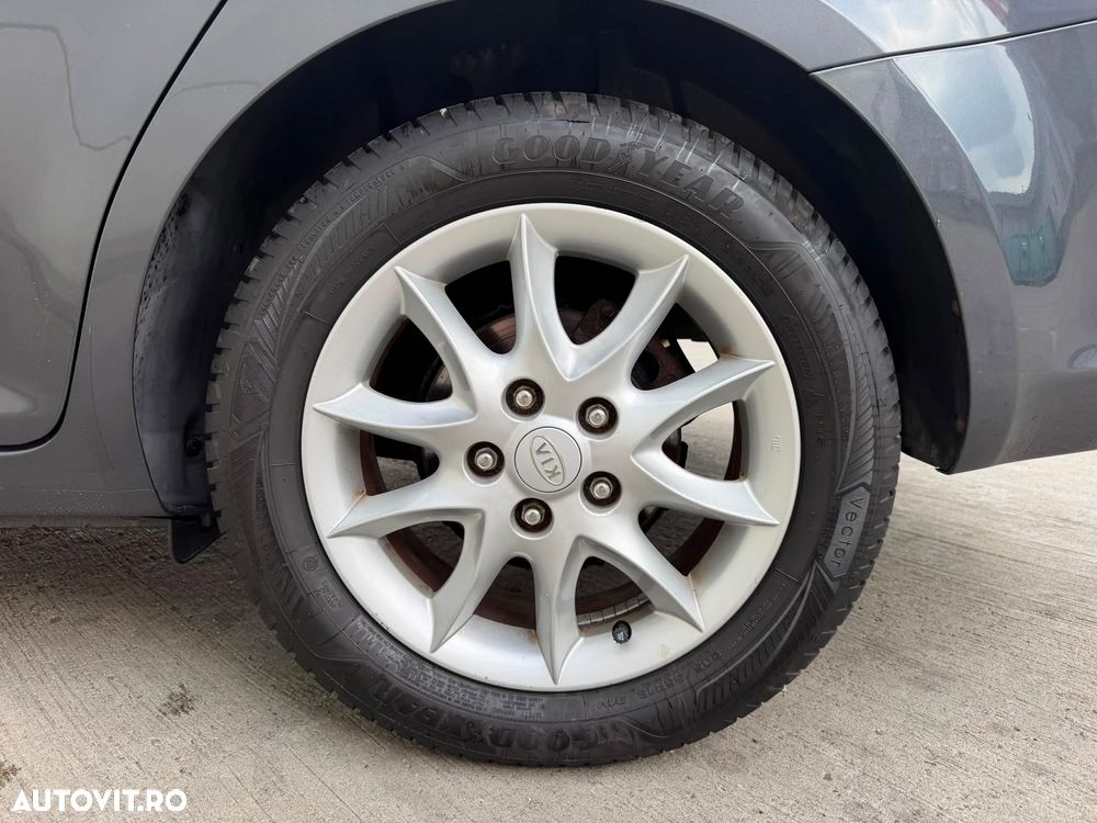 Kia Ceed 1.6 DSL HP STYLE - 21