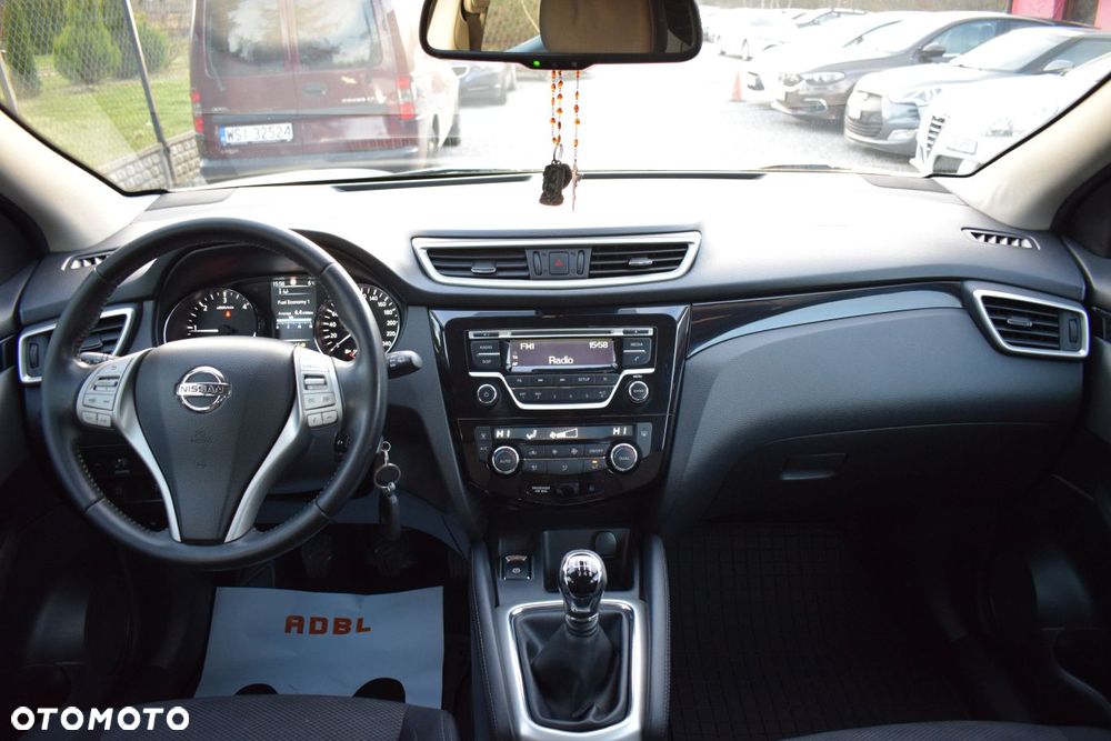 Nissan Qashqai 1.6 DCi Tekna - 6